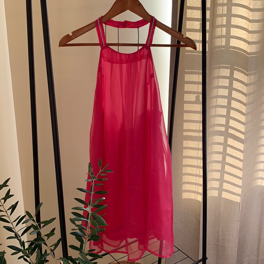 Flowy hot pink dress with silver details